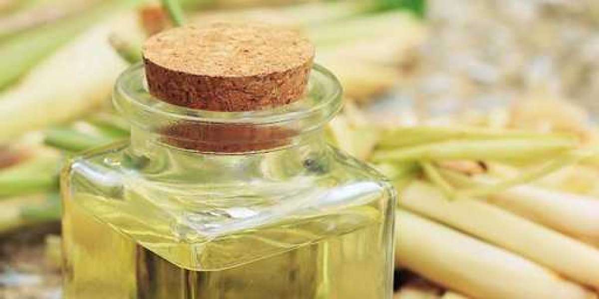 Beauty Benefits of Organic Lemongrass Essential Oils