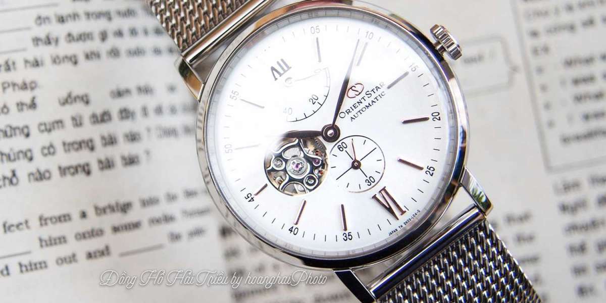Thiết kế đồng hồ nam Orient FUG1X003W9 với vành đai hầm hố và mạnh mẽ