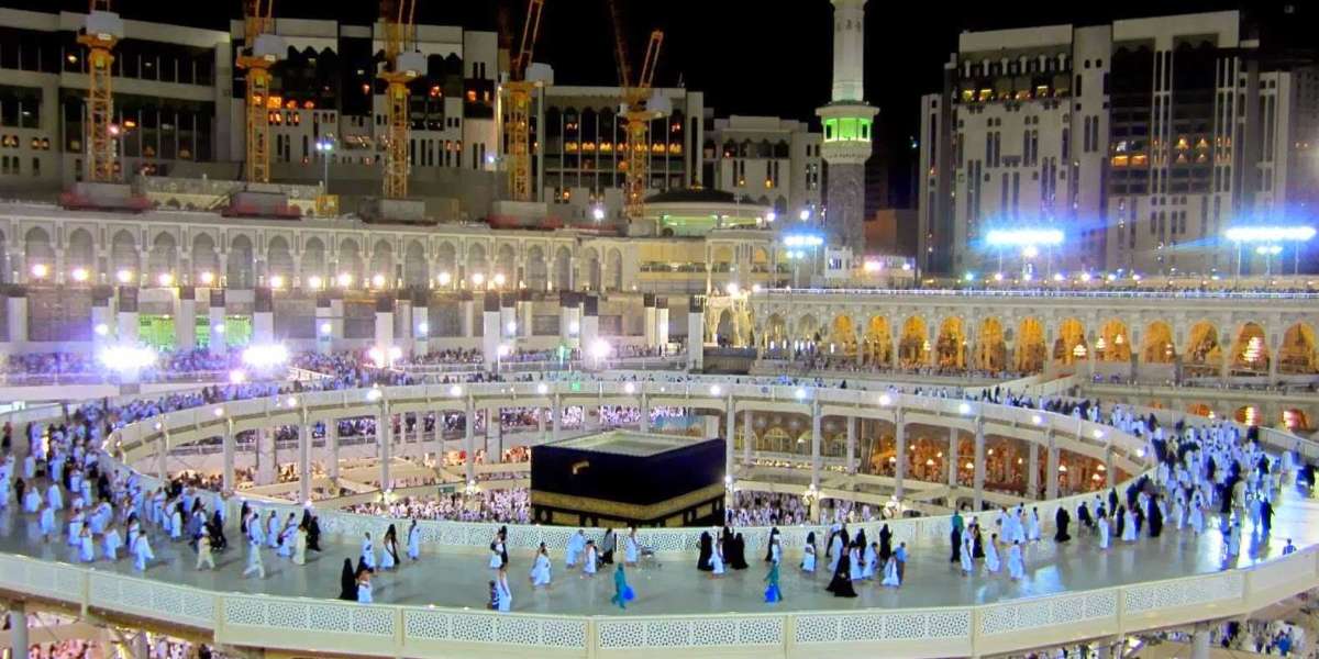 Unveiling the Wonders of Family Umrah Tours: A Spiritual Pilgrimage of a Lifetime