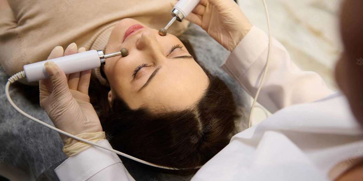 Microdermabrasion in London, Ontario: The Best Skin Exfoliation Treatment