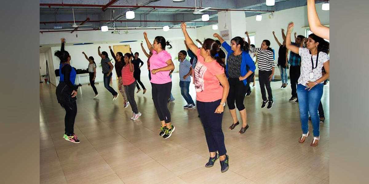 Salsa Dance Classes in Bangalore | Motley Dance