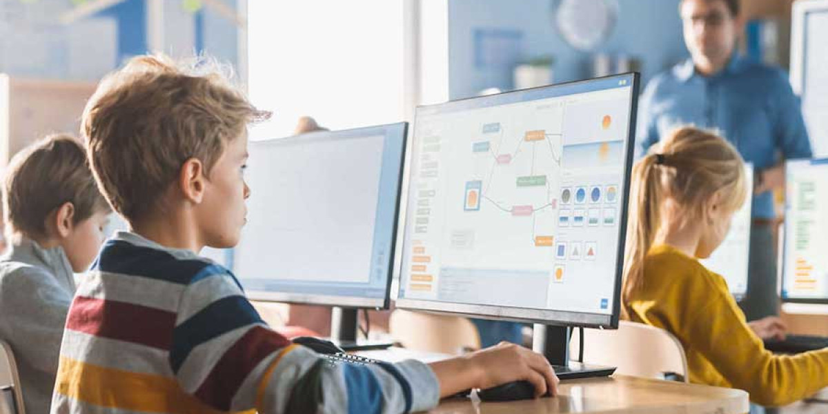 Empowering Young Minds: Young Engineers' Exciting Coding Courses for Kids