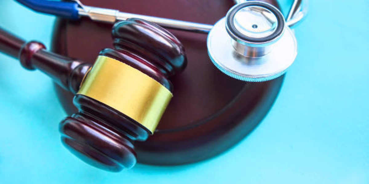 How To Choose the Right Medical Malpractice Lawyer in 2024