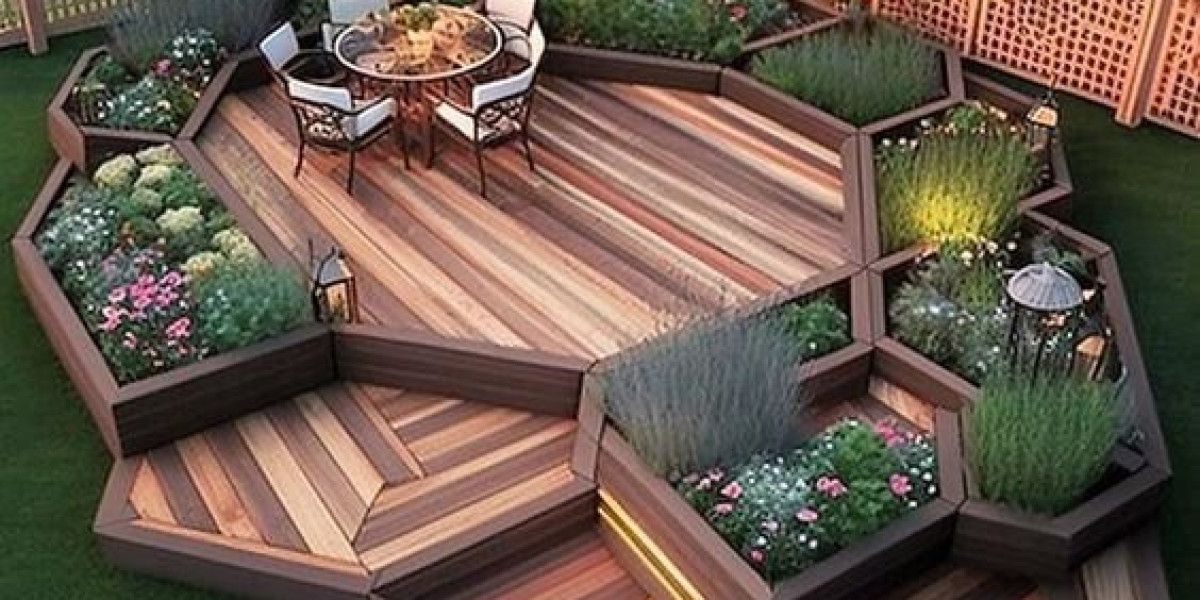 Building an All-Season Deck: A Guide to Year-Round Outdoor Enjoyment
