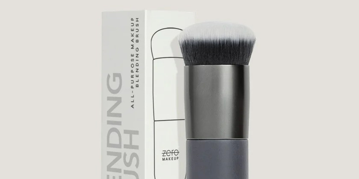 Mastering Your Makeup: The Magic of the Foundation Blending Brush